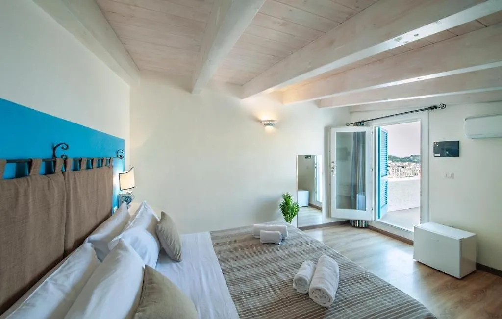 Rocca Doria Otel Castelsardo Konukevi